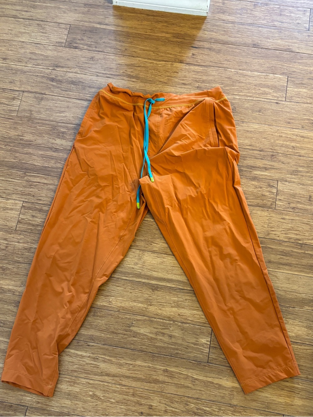 Cotopaxi men’s xl burnt Orange UT Drawstring Casual Pants worn once